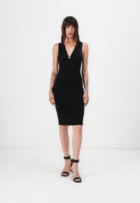 Твинсет Твинсет