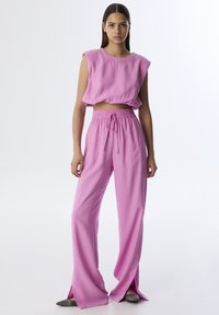 Широкие брюки