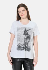 Футболка Футболка