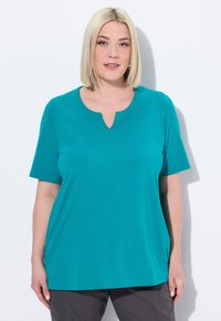 Длинная майка