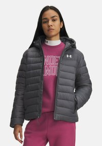 Спортивная куртка