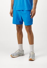 Шорты Шорты