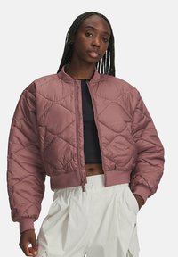 Короткая куртка