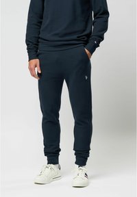 Спортивные штаны