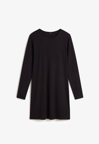 Вязаное платье