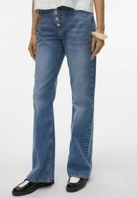 Широкие брюки