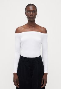 Майка с рукавом три четверти Майка с рукавом три четверти