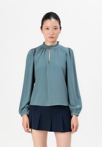 Блузка Блузка