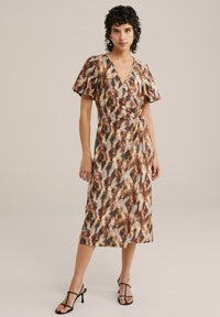 Летнее платье