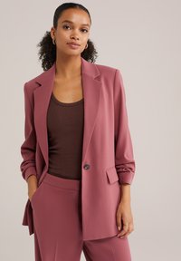 Длинный блейзер Длинный блейзер