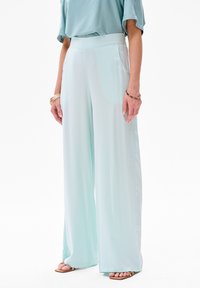 Широкие брюки