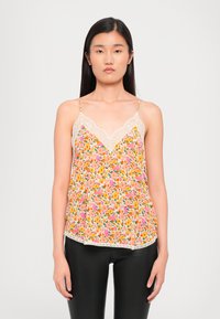 Топ на бретельках