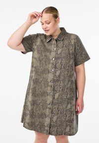 Джинсовое платье