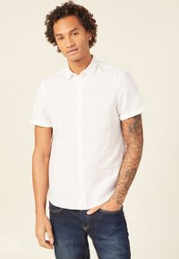 Рубашка с коротким рукавом Рубашка с коротким рукавом