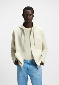 Толстовка Толстовка