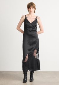 Коктейльное платье