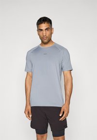 Спортивная майка