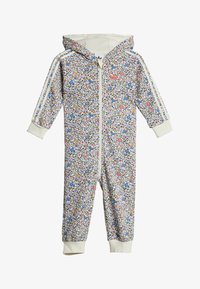 Набор одежды