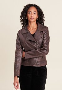 Байкерская куртка