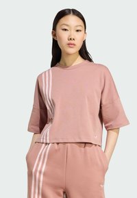 Футболка Футболка