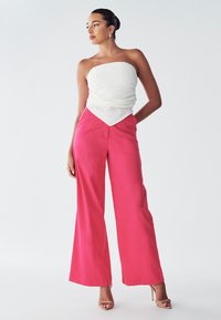 Брюки Брюки