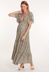 Летнее платье