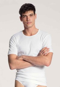 Футболка Футболка