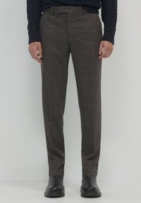 Чиносы Чиносы