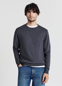 Пуловер Пуловер