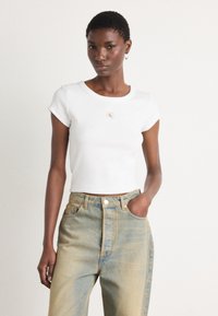 Футболка Футболка