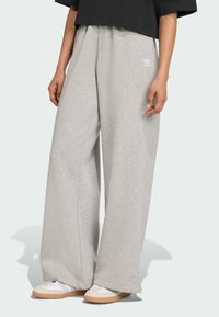 Спортивные штаны Спортивные штаны