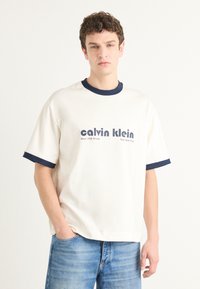 Футболка Футболка