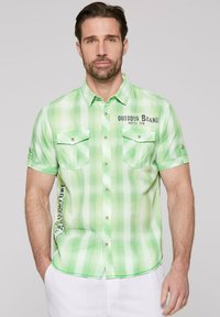 Рубашка с коротким рукавом