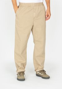 Спортивные штаны