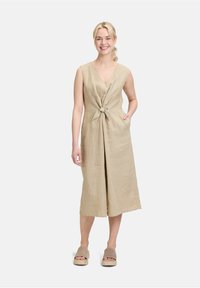 Длинное платье