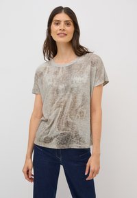 Футболка Футболка