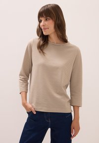 Майка с рукавом три четверти