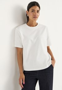 Футболка Футболка