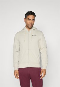 Спортивная кофта