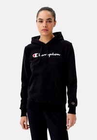 Пуловер с капюшоном