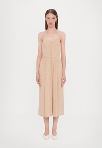 Пляжное платье