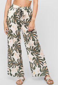 Широкие брюки