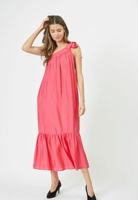 Платье макси