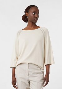 Пуловер с рукавом три четверти Пуловер с рукавом три четверти