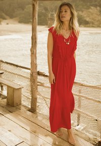 Платье макси