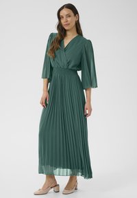 Платье макси