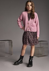 Вязаная кофта Вязаная кофта