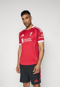 Спортивная форма