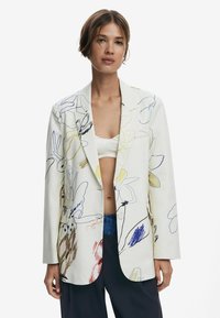 Длинная куртка