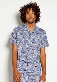 Рубашка с коротким рукавом Рубашка с коротким рукавом